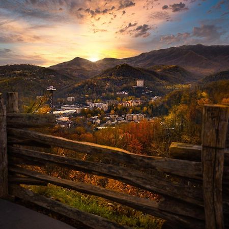 Laurel Cottage, 1089 Free Tickets Each Paid Day, Dollywood And More Sevierville Exterior photo