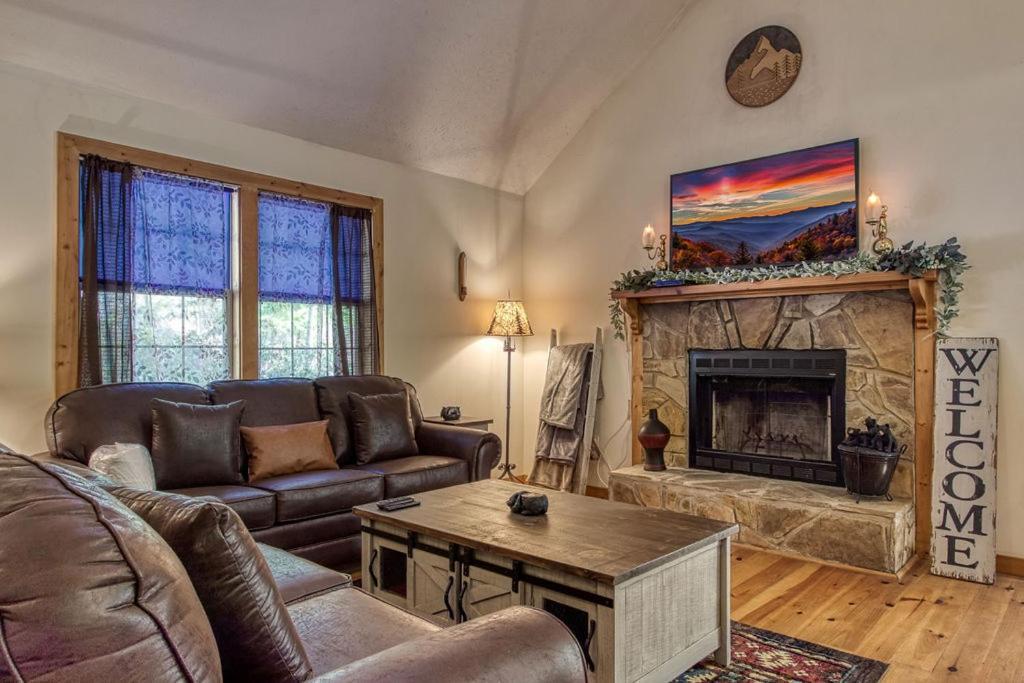 Laurel Cottage, 1089 Free Tickets Each Paid Day, Dollywood And More Sevierville Exterior photo
